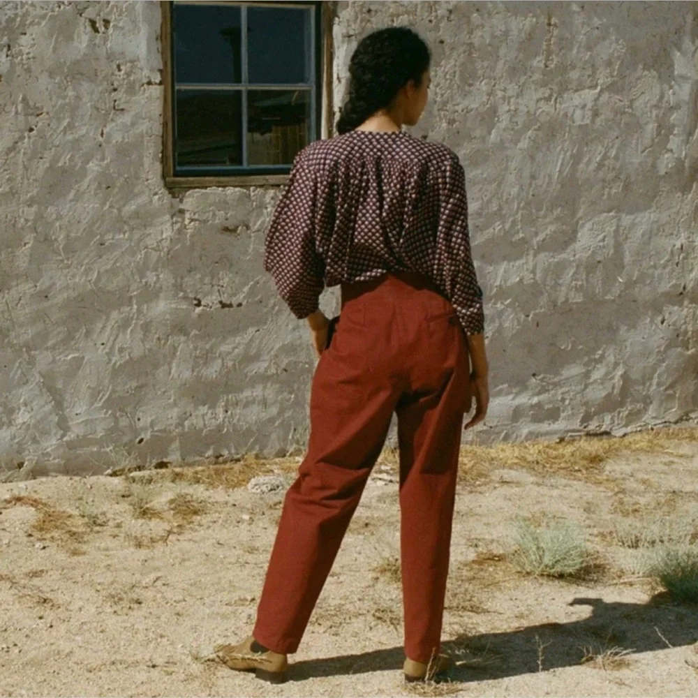 Doen Louvre Pant in Terracotta - Picture 2 of 6